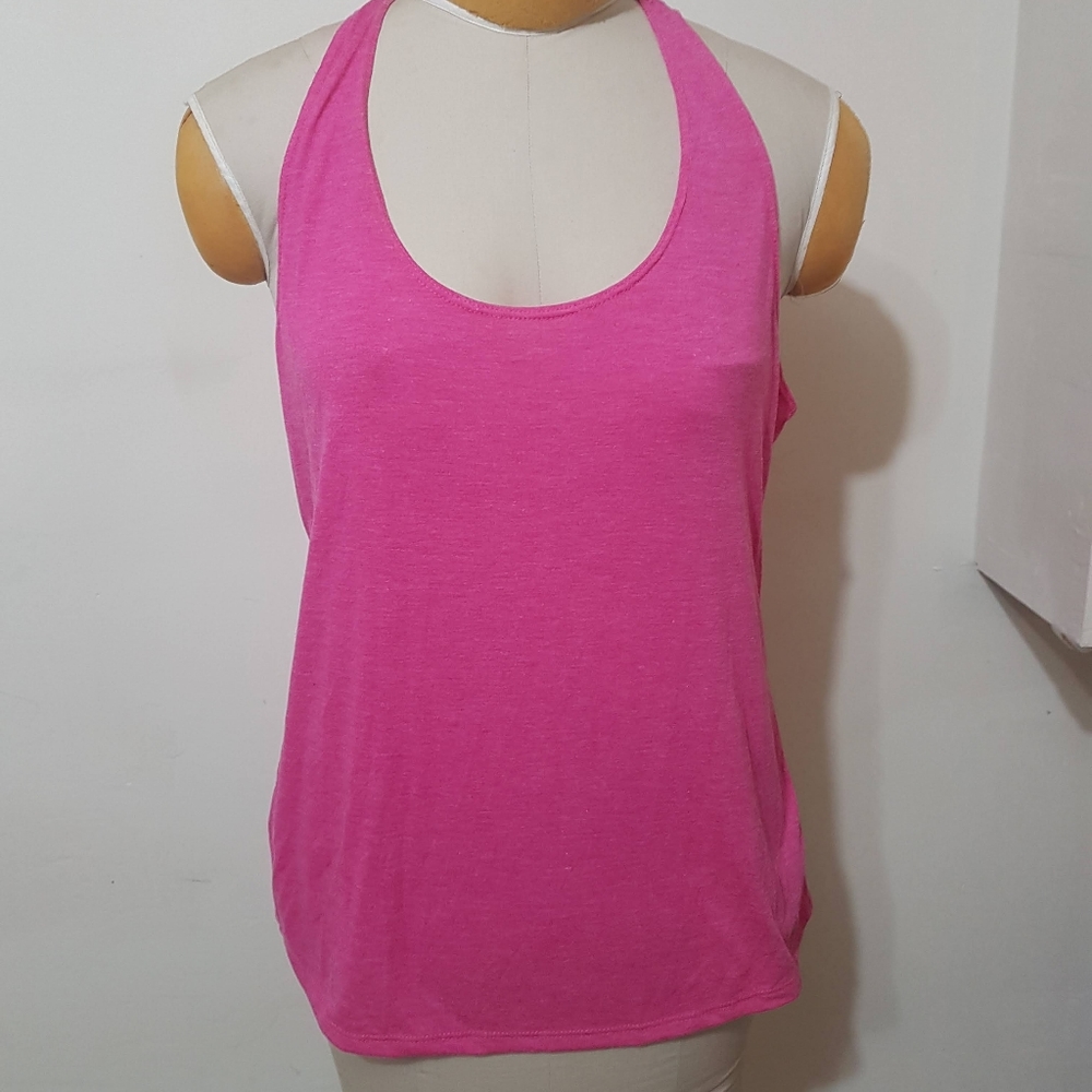 Pink tank top for workout
